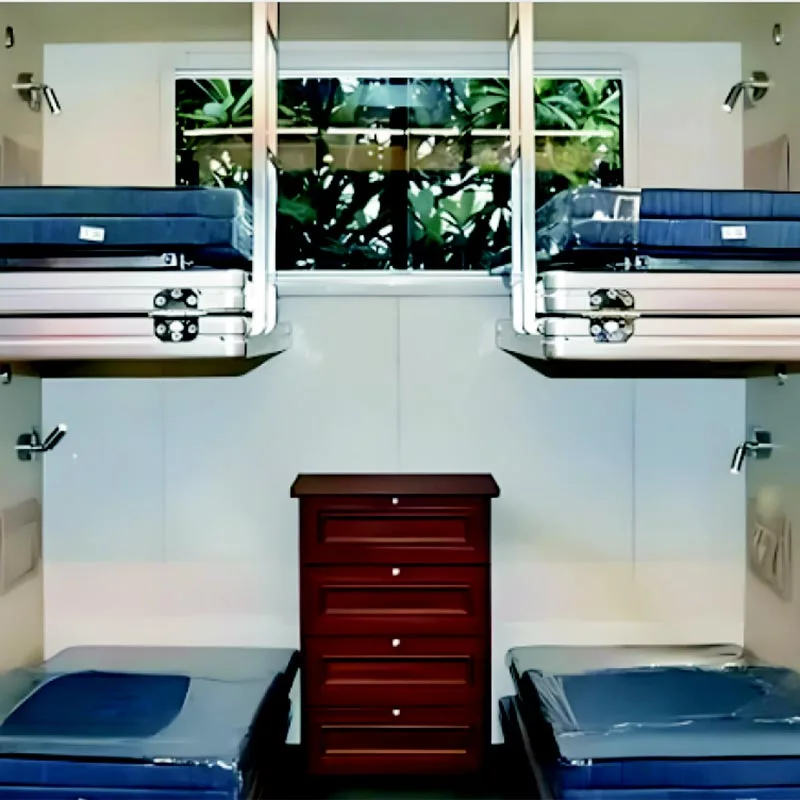 تخت تاشو در خودرو